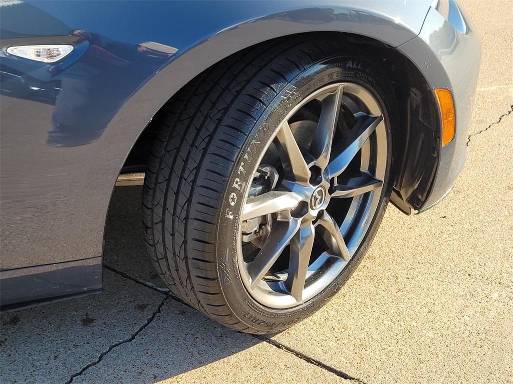 used 2020 Mazda MX-5 Miata RF car, priced at $27,990