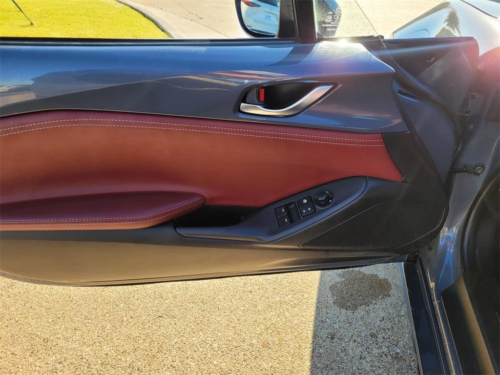 used 2020 Mazda MX-5 Miata RF car, priced at $27,990