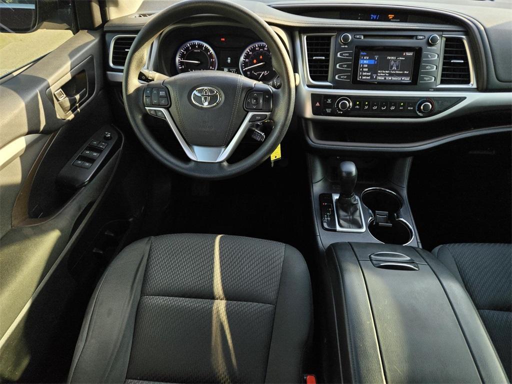 used 2016 Toyota Highlander car, priced at $22,500