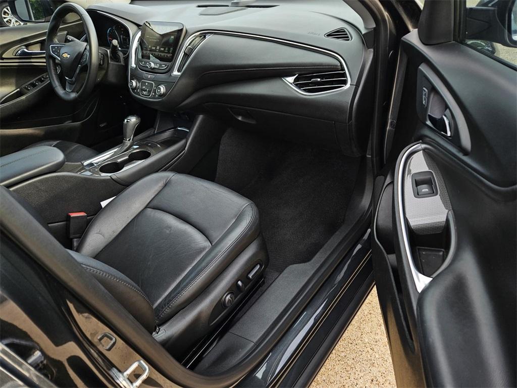 used 2017 Chevrolet Malibu car, priced at $13,900