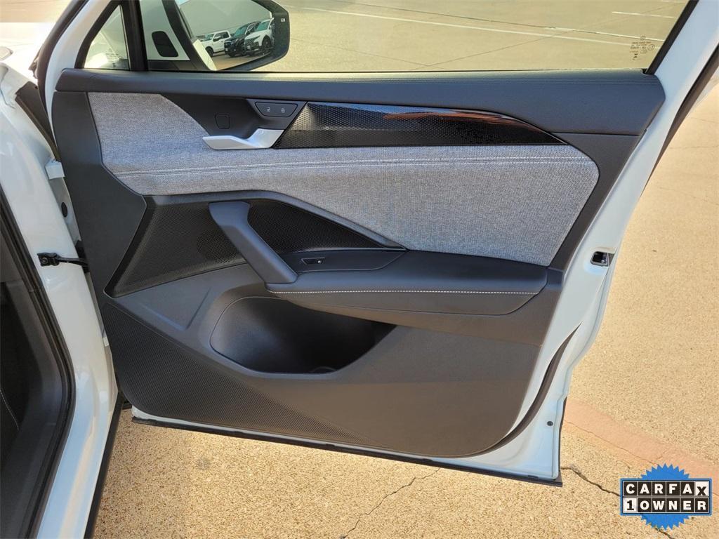 used 2025 Volkswagen Tiguan car, priced at $26,750