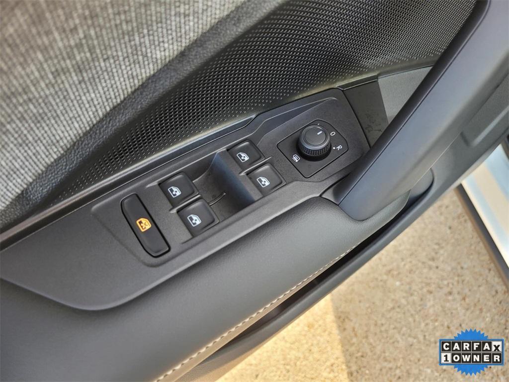 used 2025 Volkswagen Tiguan car, priced at $26,750