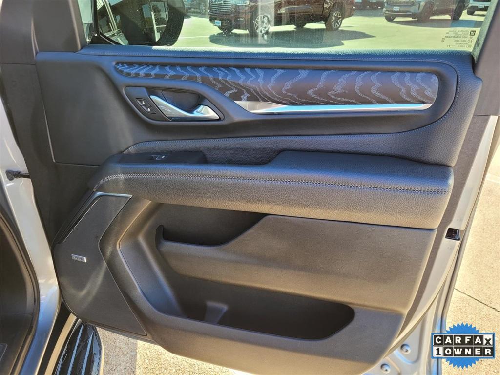 used 2023 GMC Yukon XL car, priced at $44,900