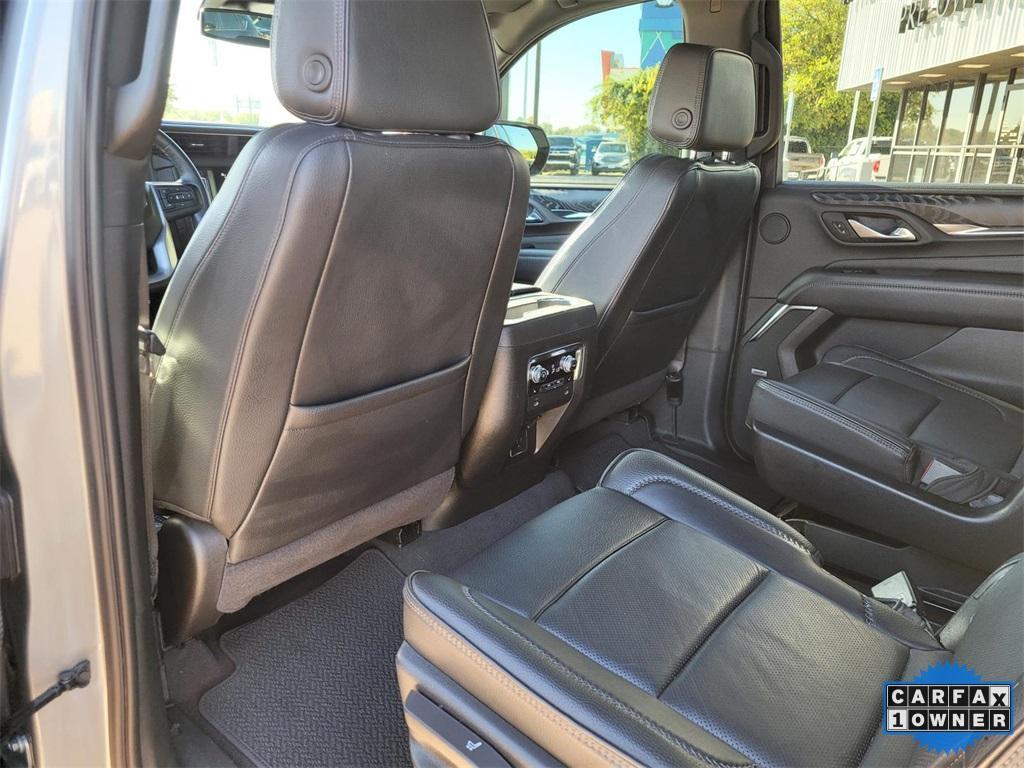 used 2023 GMC Yukon XL car, priced at $44,900