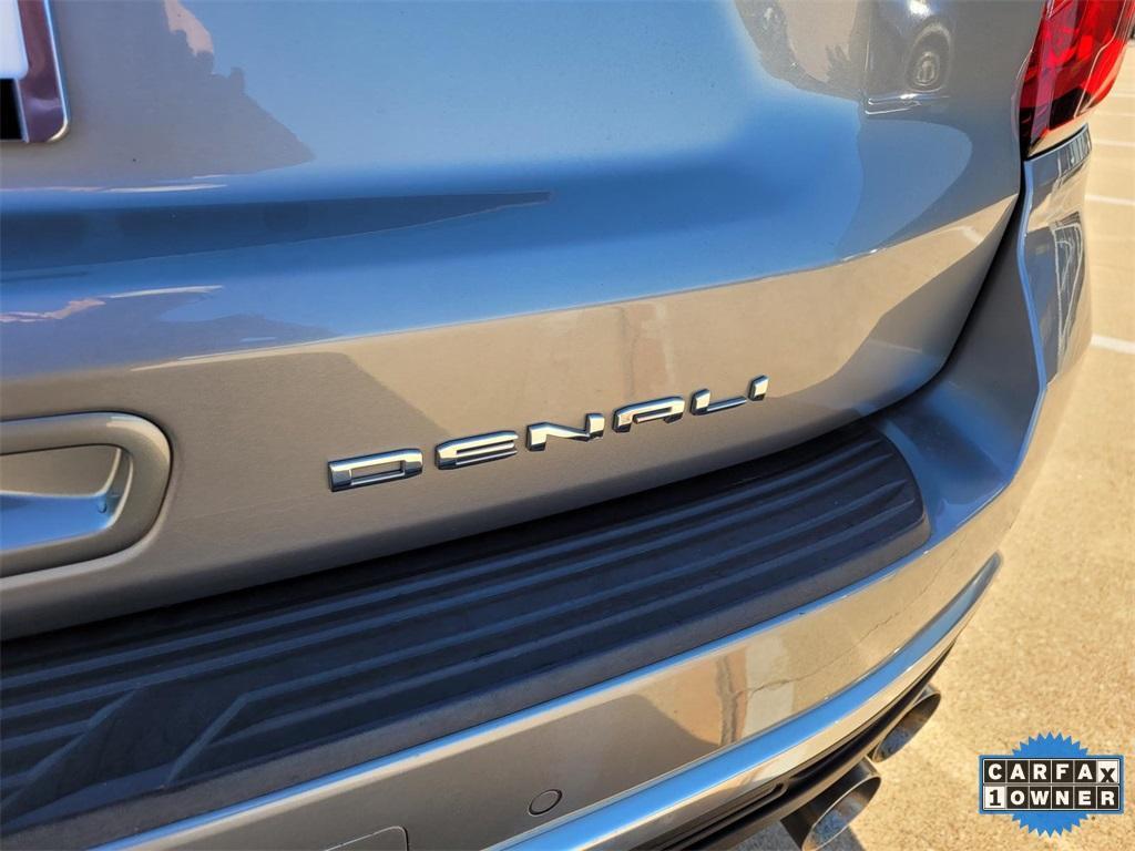 used 2023 GMC Yukon XL car, priced at $44,900