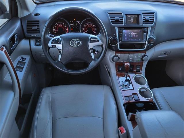 used 2013 Toyota Highlander car, priced at $12,778