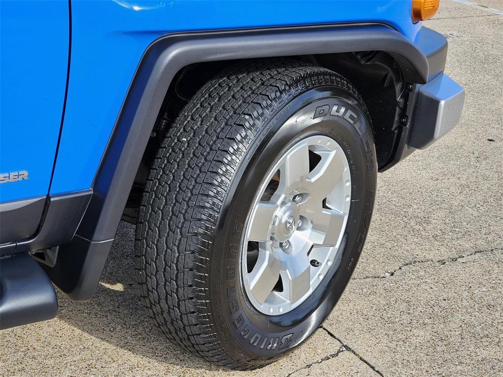 used 2007 Toyota FJ Cruiser car, priced at $40,000