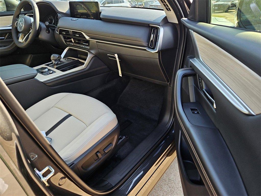 new 2025 Mazda CX-90 car, priced at $40,376