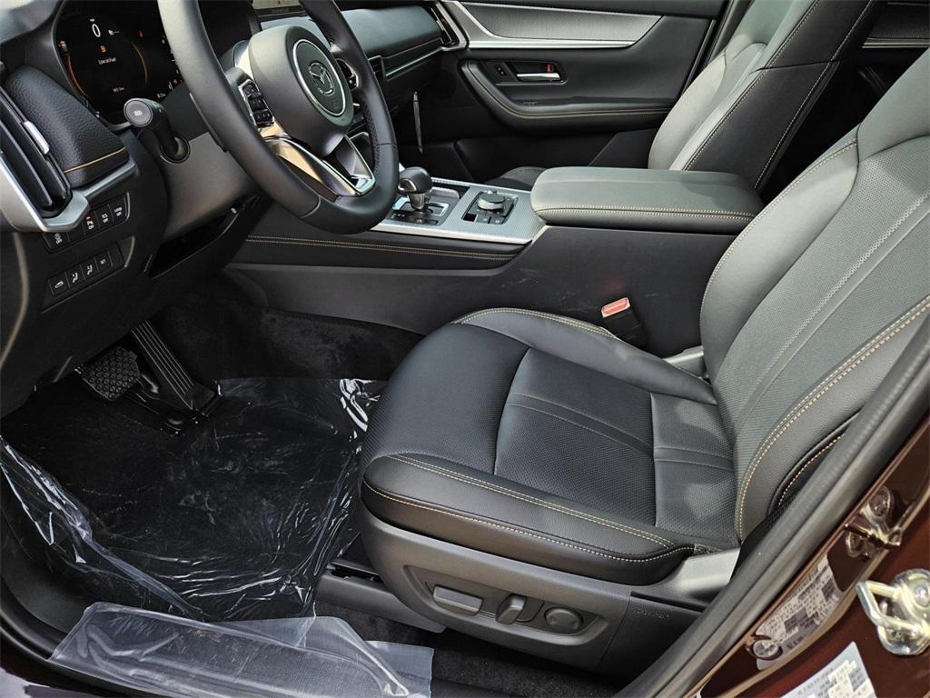 new 2025 Mazda CX-90 car, priced at $46,075