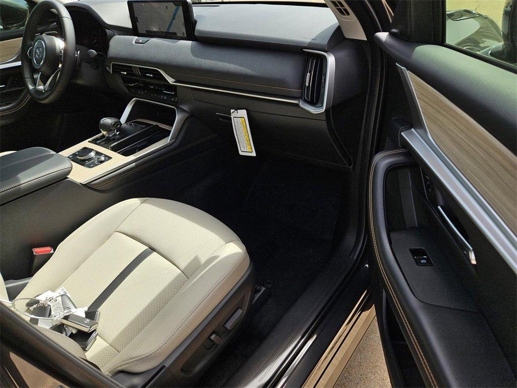 new 2025 Mazda CX-90 car, priced at $43,695