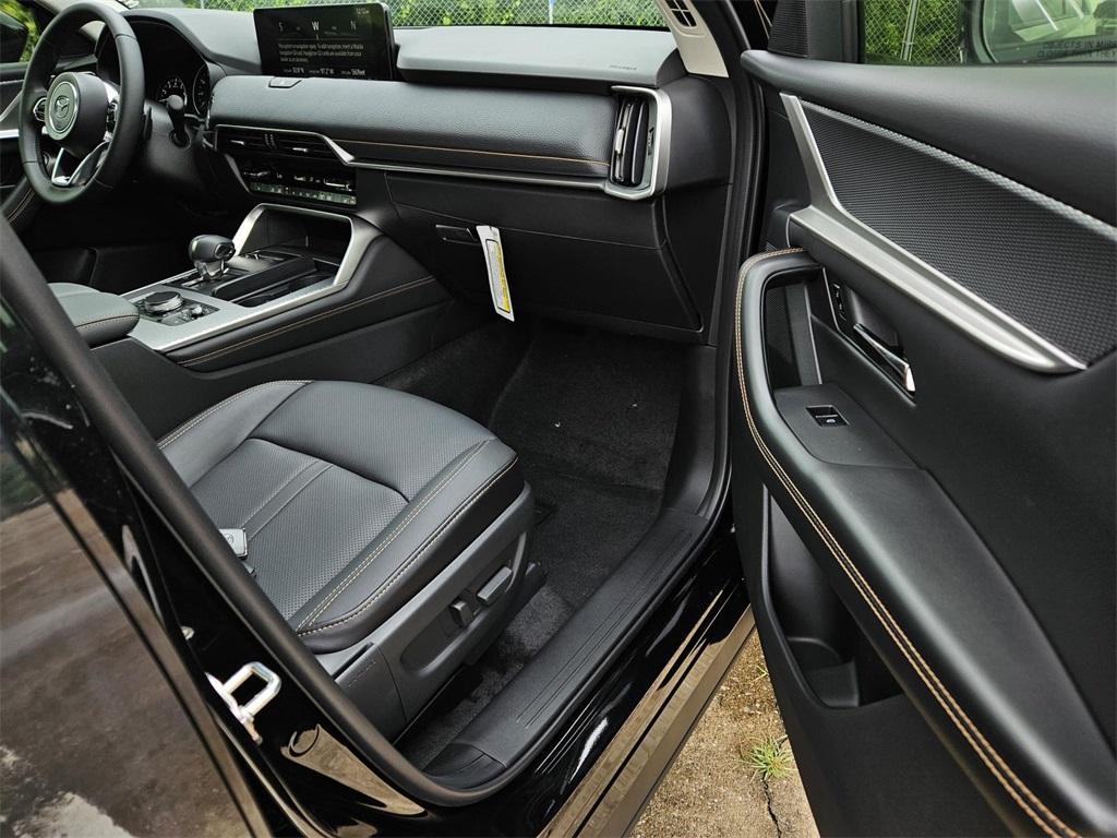 new 2025 Mazda CX-90 car, priced at $40,376