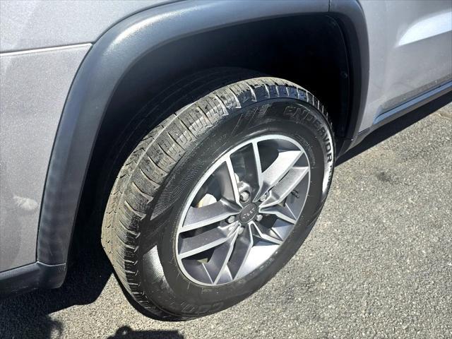 used 2020 Jeep Grand Cherokee car, priced at $19,995