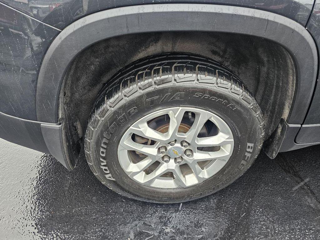 used 2019 Chevrolet Traverse car, priced at $17,495