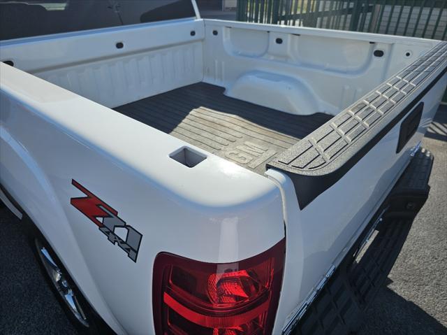 used 2013 GMC Sierra 1500 car, priced at $18,995