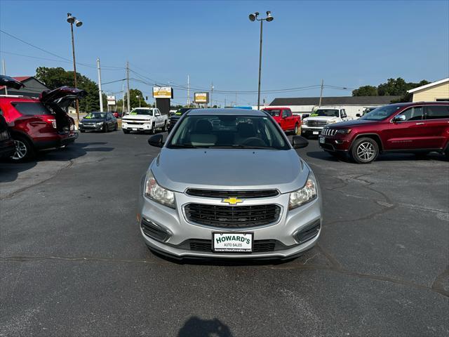 used 2015 Chevrolet Cruze car, priced at $8,995