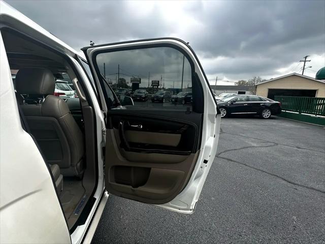 used 2015 GMC Acadia car, priced at $15,995