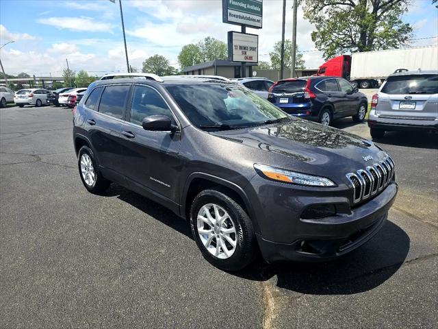 used 2018 Jeep Cherokee car, priced at $14,995