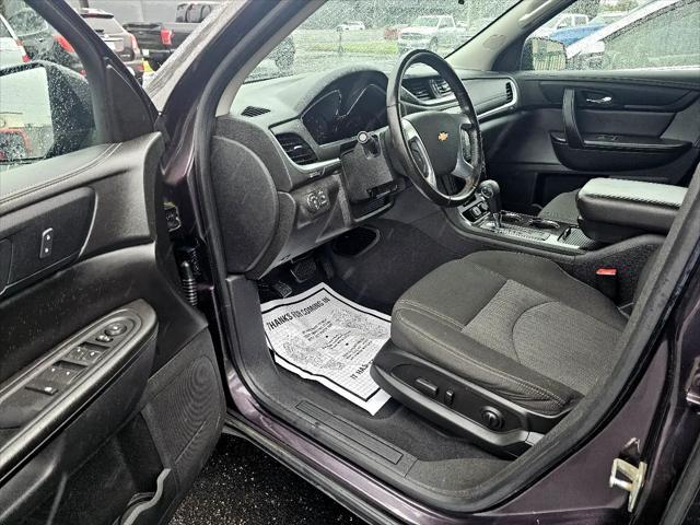 used 2015 Chevrolet Traverse car, priced at $12,995