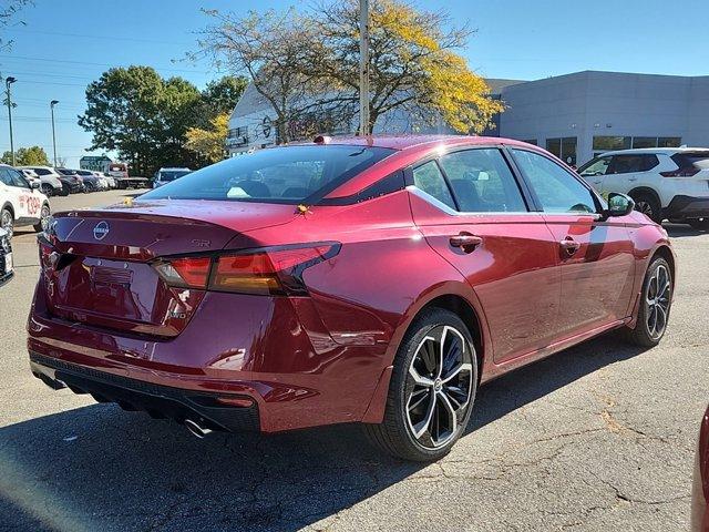 new 2025 Nissan Altima car, priced at $31,800