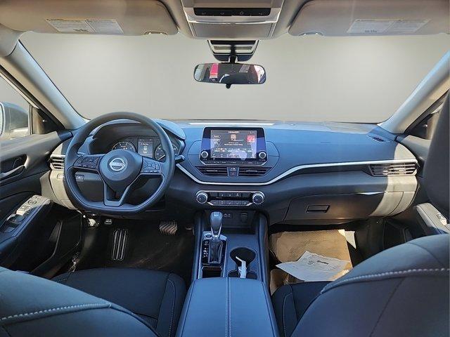 new 2025 Nissan Altima car, priced at $25,678