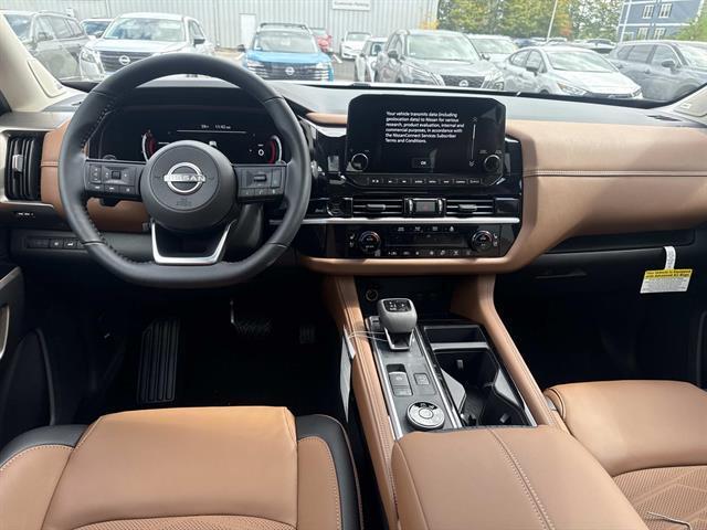 new 2025 Nissan Pathfinder car, priced at $50,332