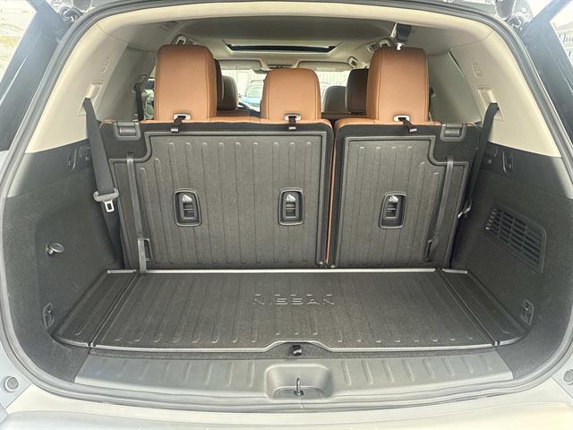 new 2025 Nissan Pathfinder car, priced at $50,332