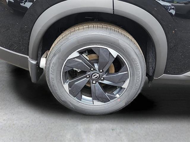 new 2025 Nissan Rogue car, priced at $30,828