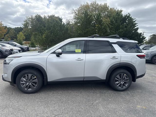 new 2025 Nissan Pathfinder car, priced at $41,075