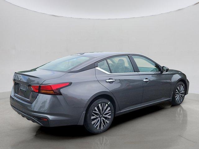 new 2025 Nissan Altima car, priced at $26,784