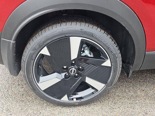 new 2025 Nissan Kicks car, priced at $28,083