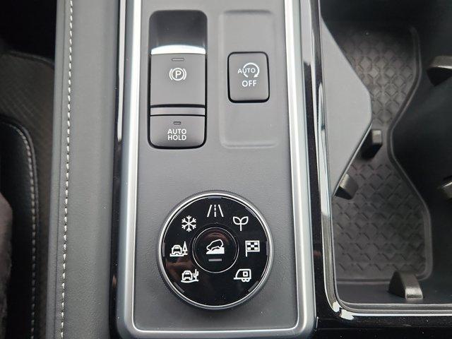 new 2025 Nissan Pathfinder car, priced at $43,504