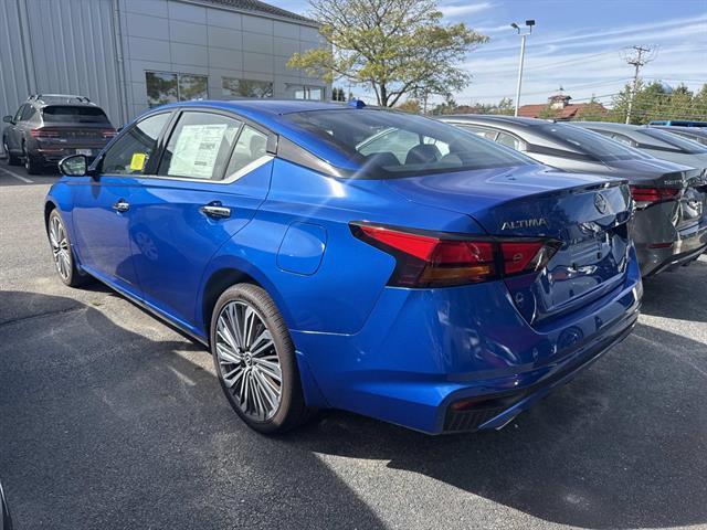 new 2025 Nissan Altima car, priced at $33,996