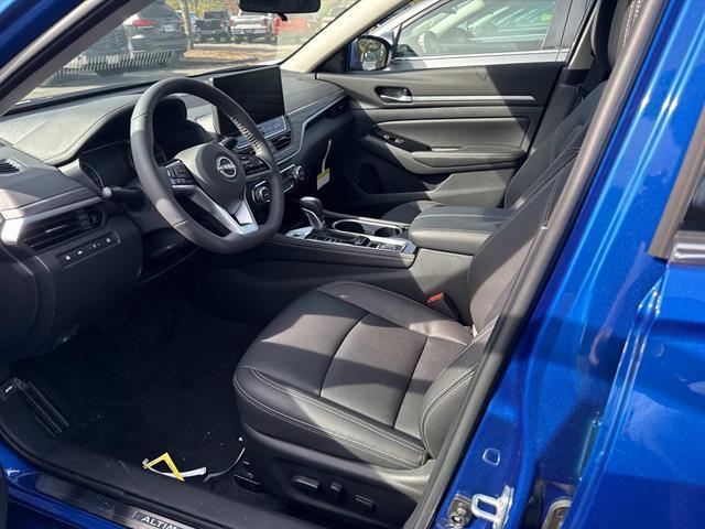 new 2025 Nissan Altima car, priced at $33,996