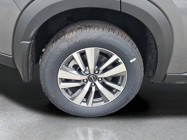 new 2025 Nissan Pathfinder car, priced at $42,672