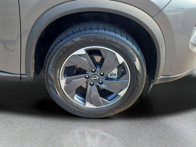 used 2024 Nissan Rogue car, priced at $24,931