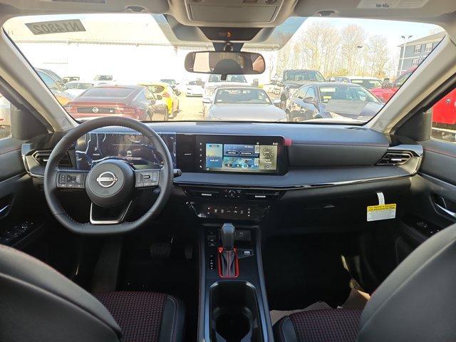 new 2025 Nissan Kicks car, priced at $28,267
