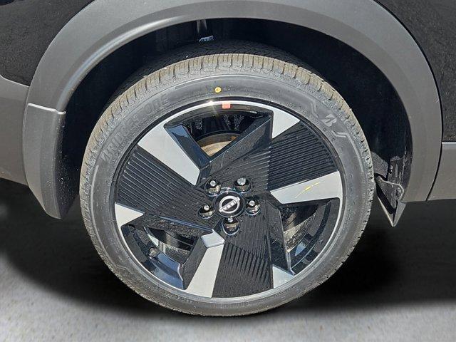 new 2025 Nissan Kicks car, priced at $27,957
