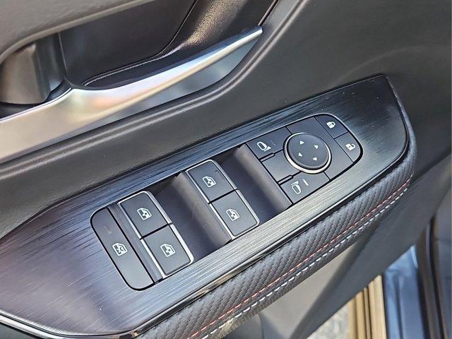 new 2025 Nissan Kicks car, priced at $27,957