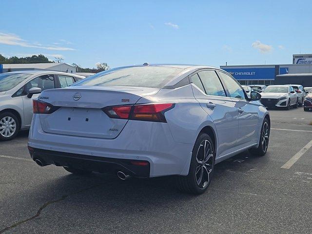 new 2025 Nissan Altima car, priced at $31,800