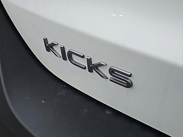 new 2025 Nissan Kicks car