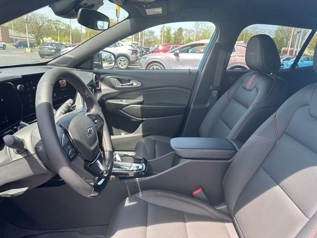 new 2025 Chevrolet Trax car, priced at $25,940