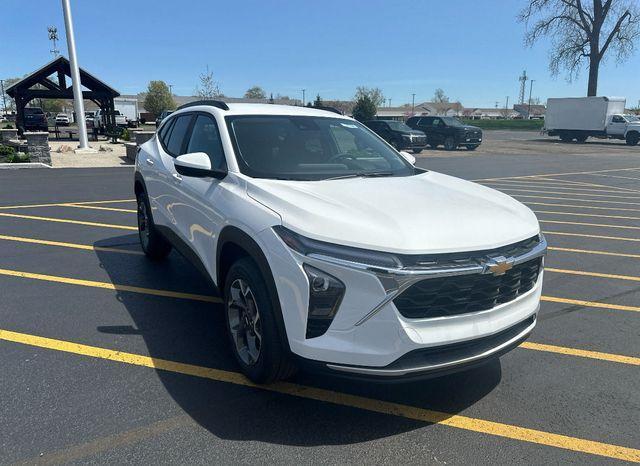 new 2025 Chevrolet Trax car, priced at $25,980
