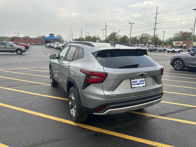 new 2025 Chevrolet Trax car, priced at $25,980
