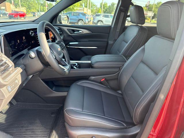 new 2025 Chevrolet Traverse car, priced at $44,545