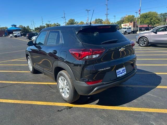 new 2025 Chevrolet TrailBlazer car, priced at $25,630