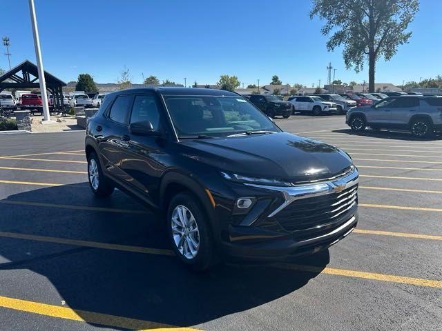 new 2025 Chevrolet TrailBlazer car, priced at $25,630