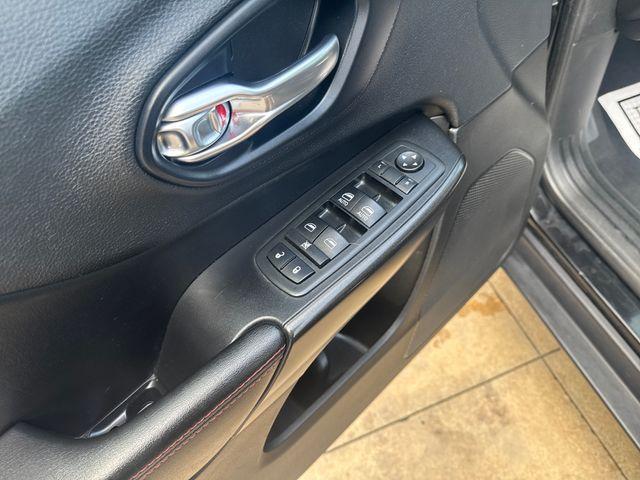 used 2019 Jeep Cherokee car, priced at $16,995