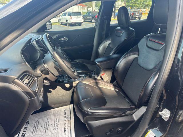 used 2019 Jeep Cherokee car, priced at $16,995
