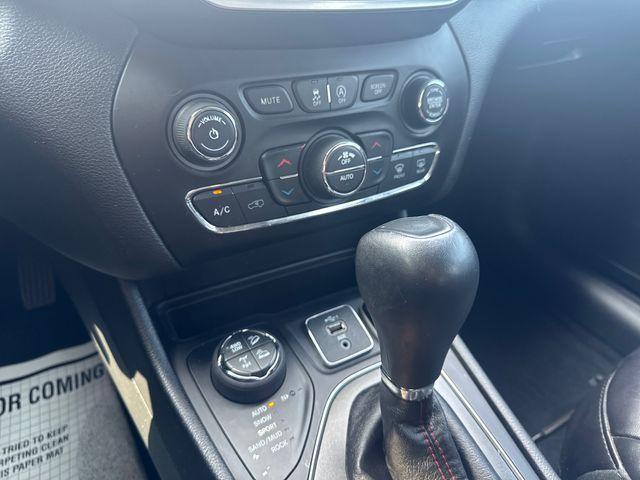 used 2019 Jeep Cherokee car, priced at $16,995