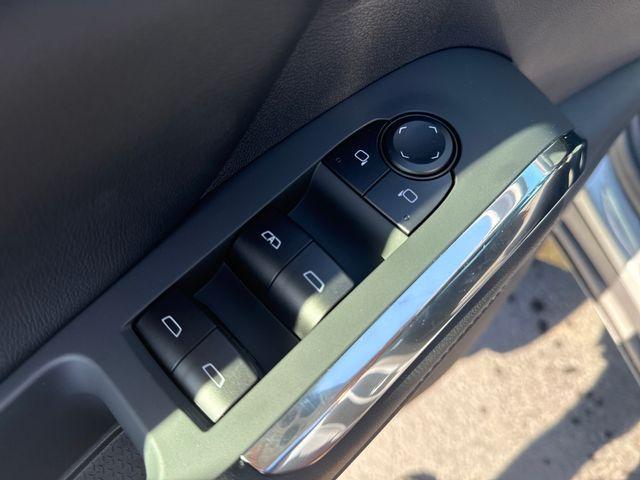 new 2026 Chevrolet Traverse car, priced at $42,695